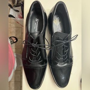 Men’s black dress shoes